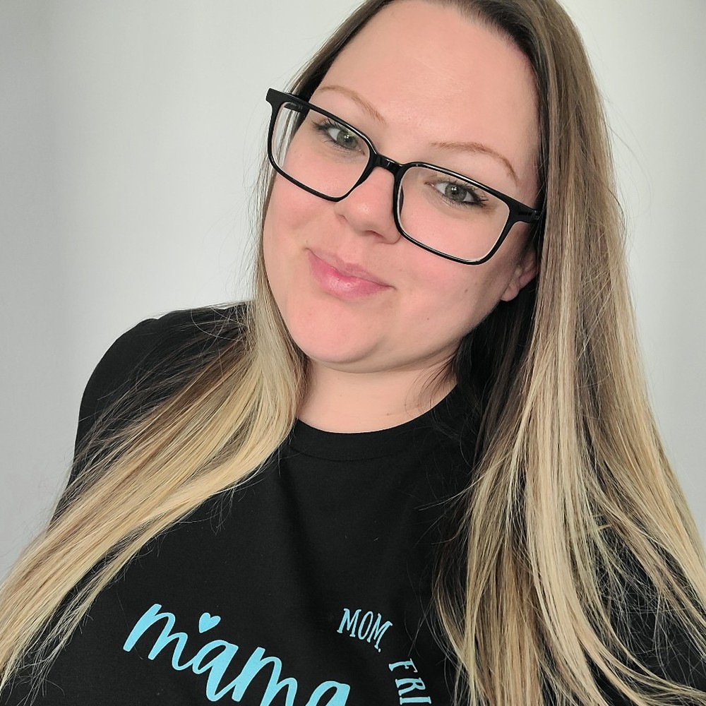 Meet your Posher, Tiffany